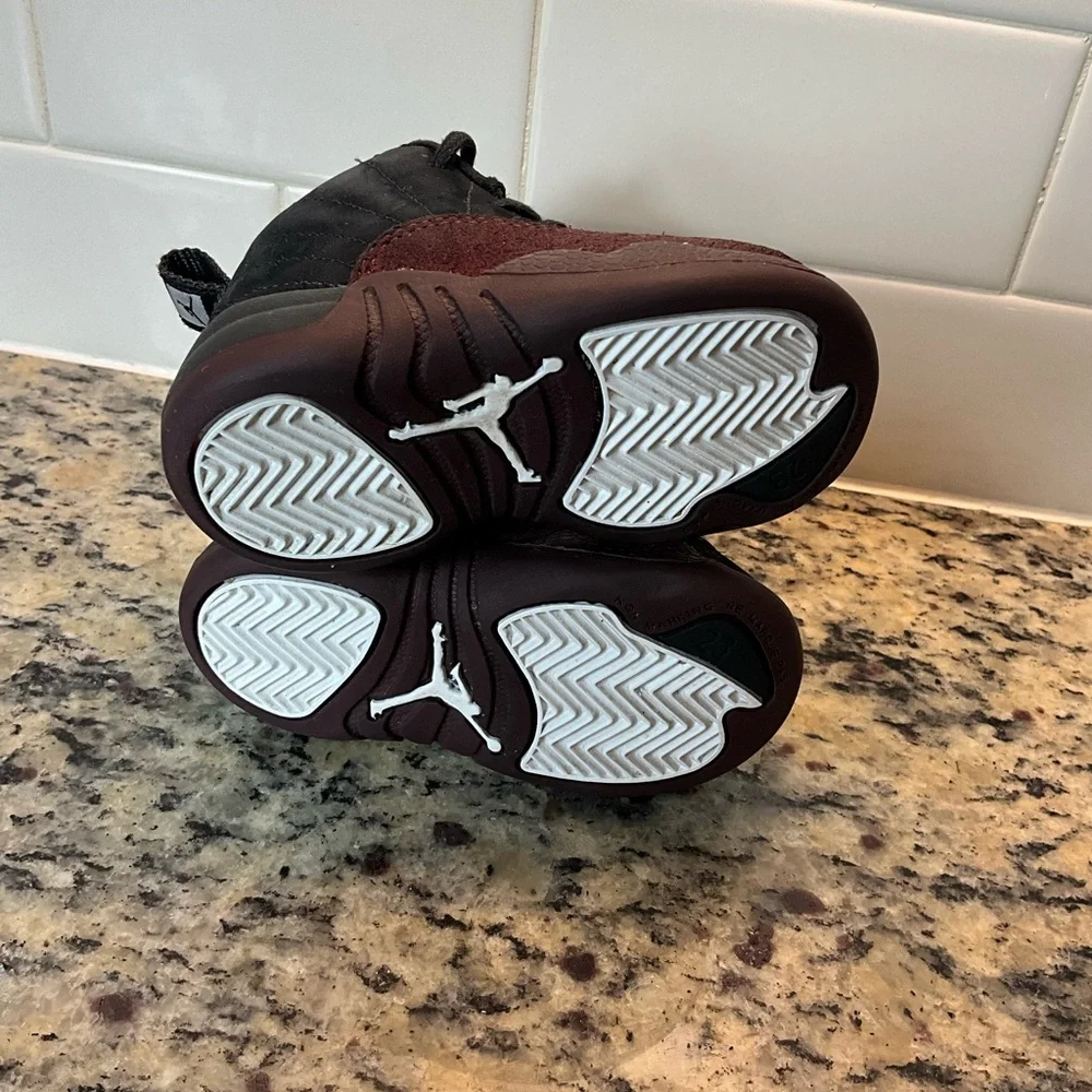 Air Jordan 12 Retro A Ma Maniere (TD) Size 5c  Black Burgundy - Picture 4 of 5
